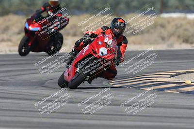 media/Oct-13-2025-Moto Forza (Mon) [[a66d839500]]/3-B Group/Session 3 (Turn 16)/